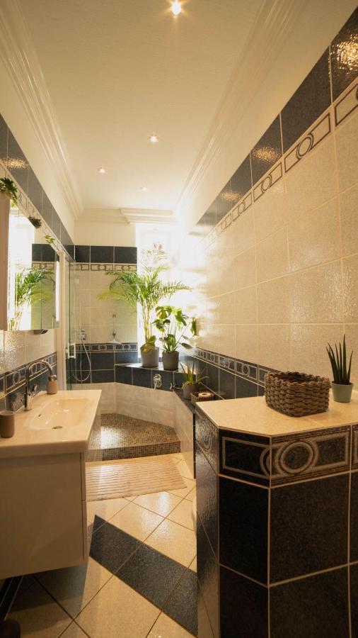 Apartment Beletage 50m Zum Strand & Grosse Terrasse Plus Parkplatz *